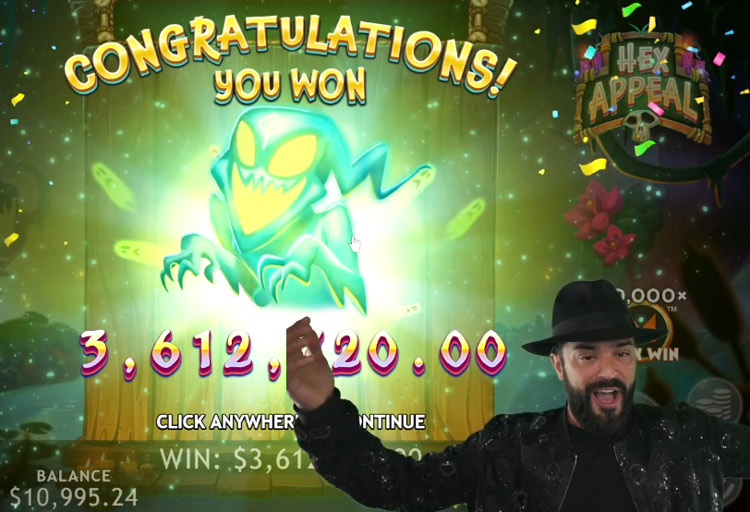 Playing Hex Appeal and winning big! Still image from Roshtein's video clip